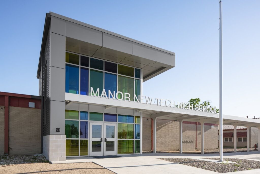 Manor New Tech High School - PBK Architects